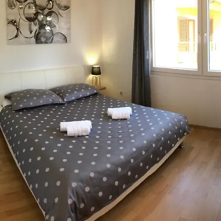Two-bedroom Countryside Marčana