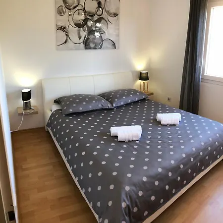 Two-bedroom Countryside * Marcana